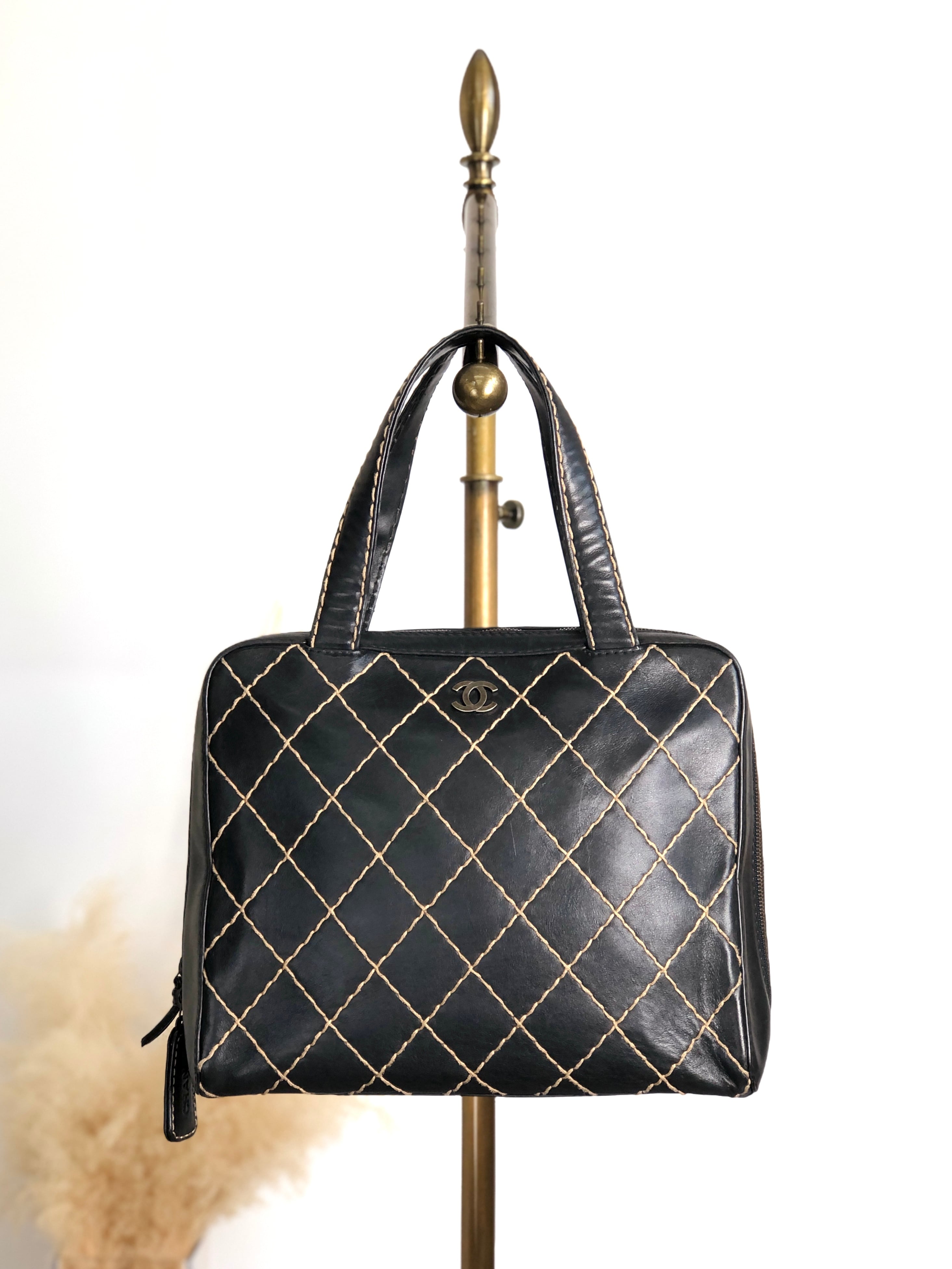 萌え☆美品☆ シャネル 旧トラベルライン ウエストポーチ ナイロン CHANEL シャネル 旧 トラベルライン ナイロン ミニバッグ 巾着 ポーチ