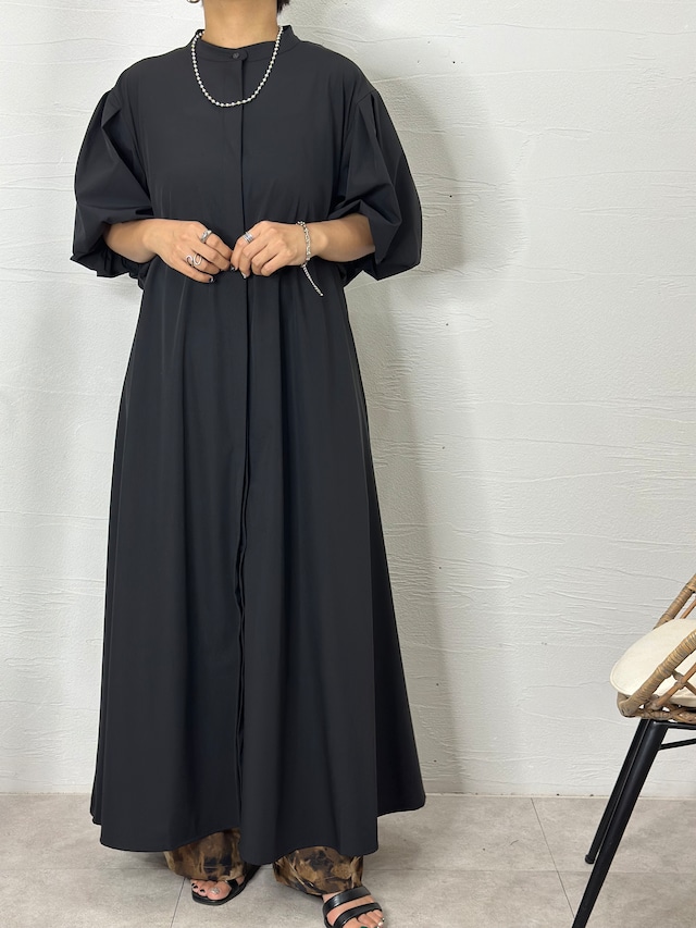 パフスリーブワンピース