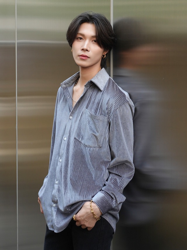 【ALUDE SELECT】stripe vlour shirt（2color）