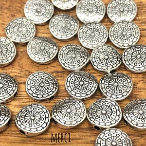 【4個】フラワーサークルメタルビーズ