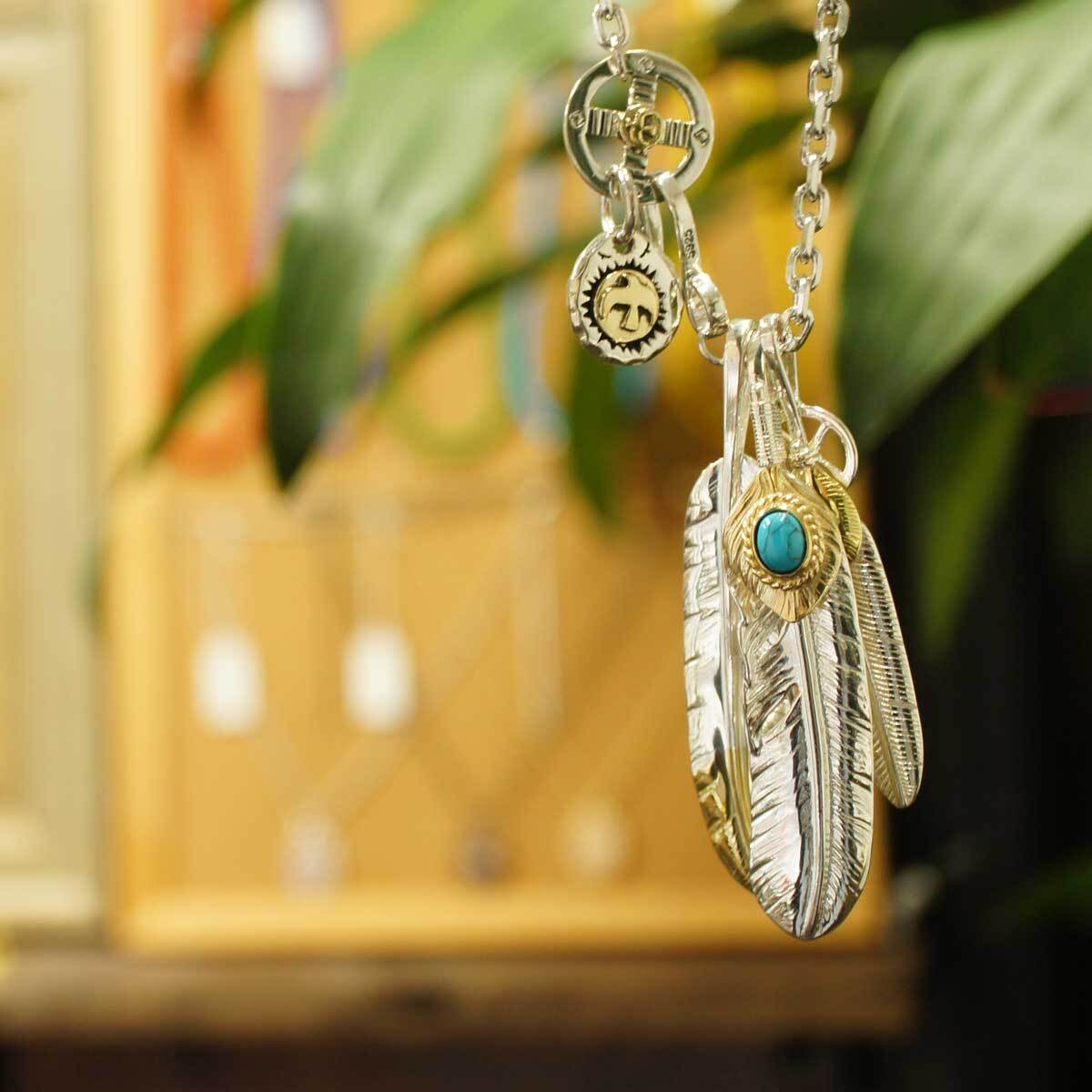 メンズ ネックレス ペンダント トリプルフェザーシルバー925ネックレス 金縄ターコイズ特大フェザー シルバー925素材 ネイティブ カスタム フェザーネックレス 925 特大フェザー 燻し アズキチェーン 復刻ゴローズ Goro S 先金特大フェザー ハートホイールフェザー