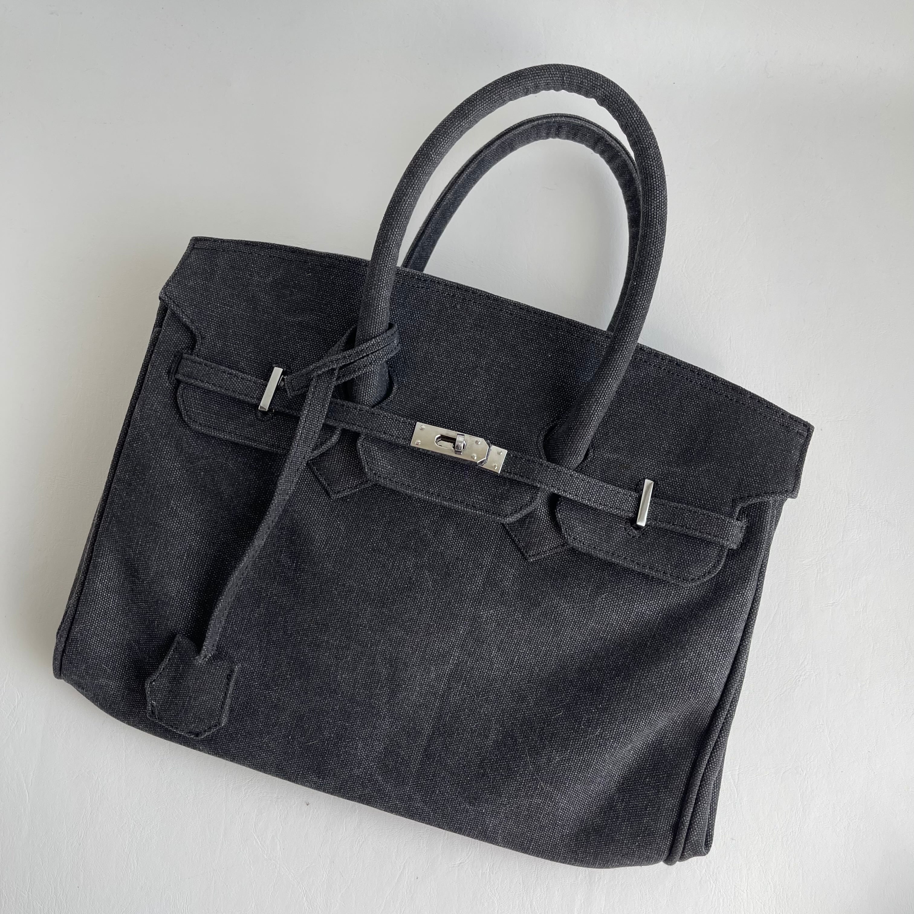 【完売品・新品】meong blue KANAGU Army BAG KANAGU Army BAG / Vintage Black / Fitness & logo charm | meong blue