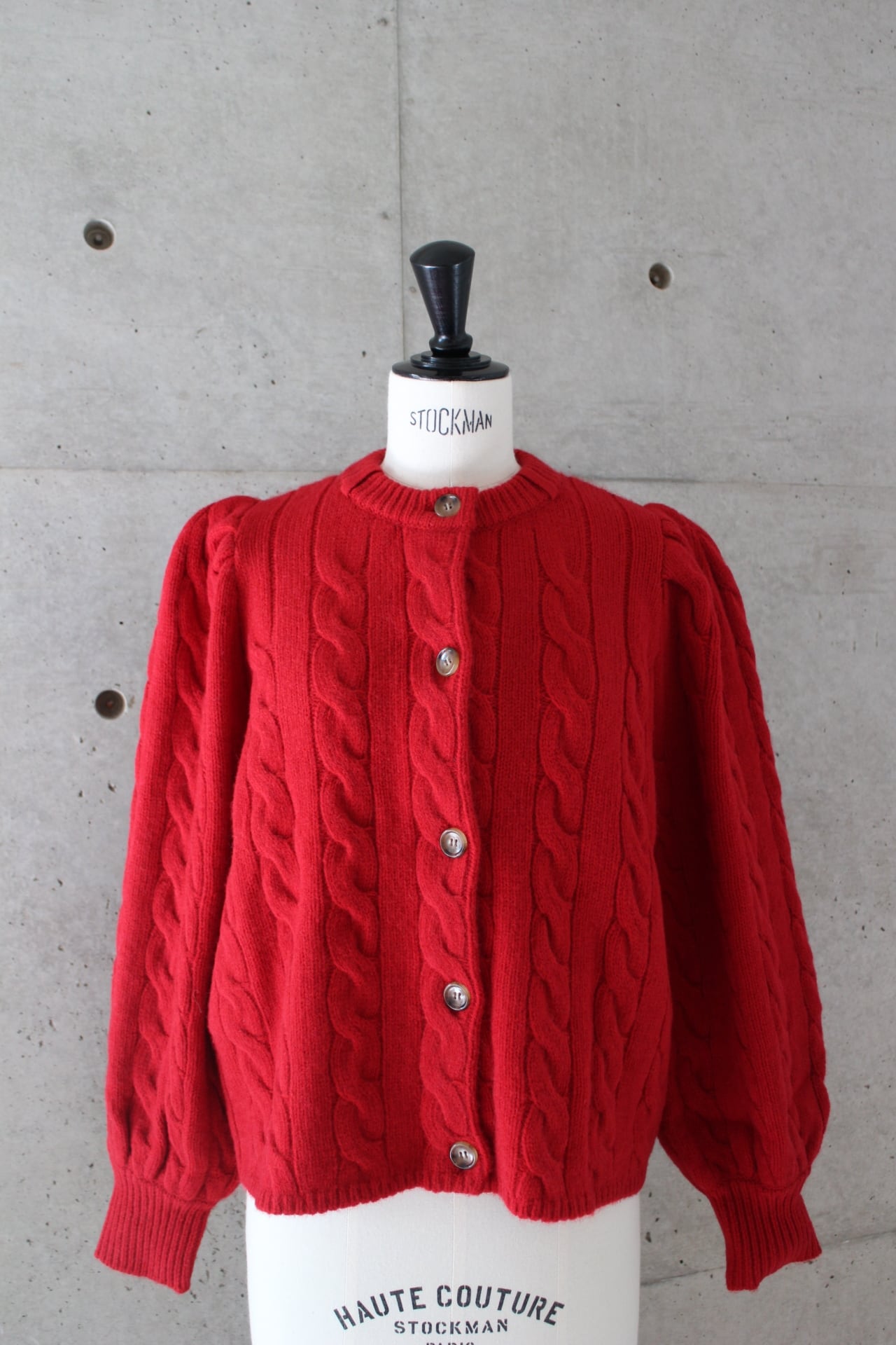 Cable knit cardigan/Red | J.N.Hearts