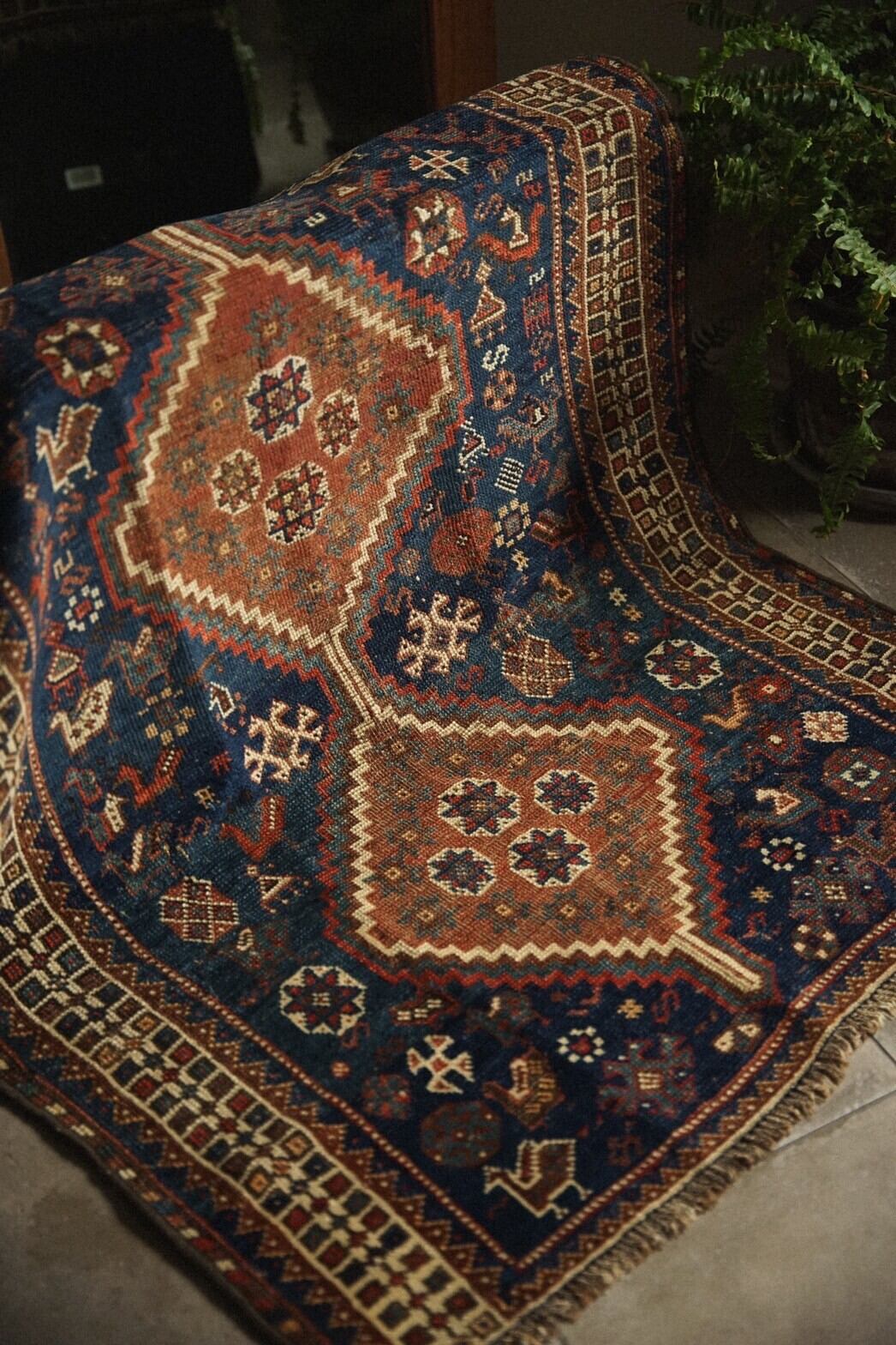 1072 -Antique Khamse rug