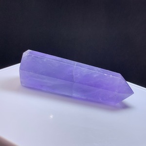 3.希少カラー・すみれ色フローライトポイント