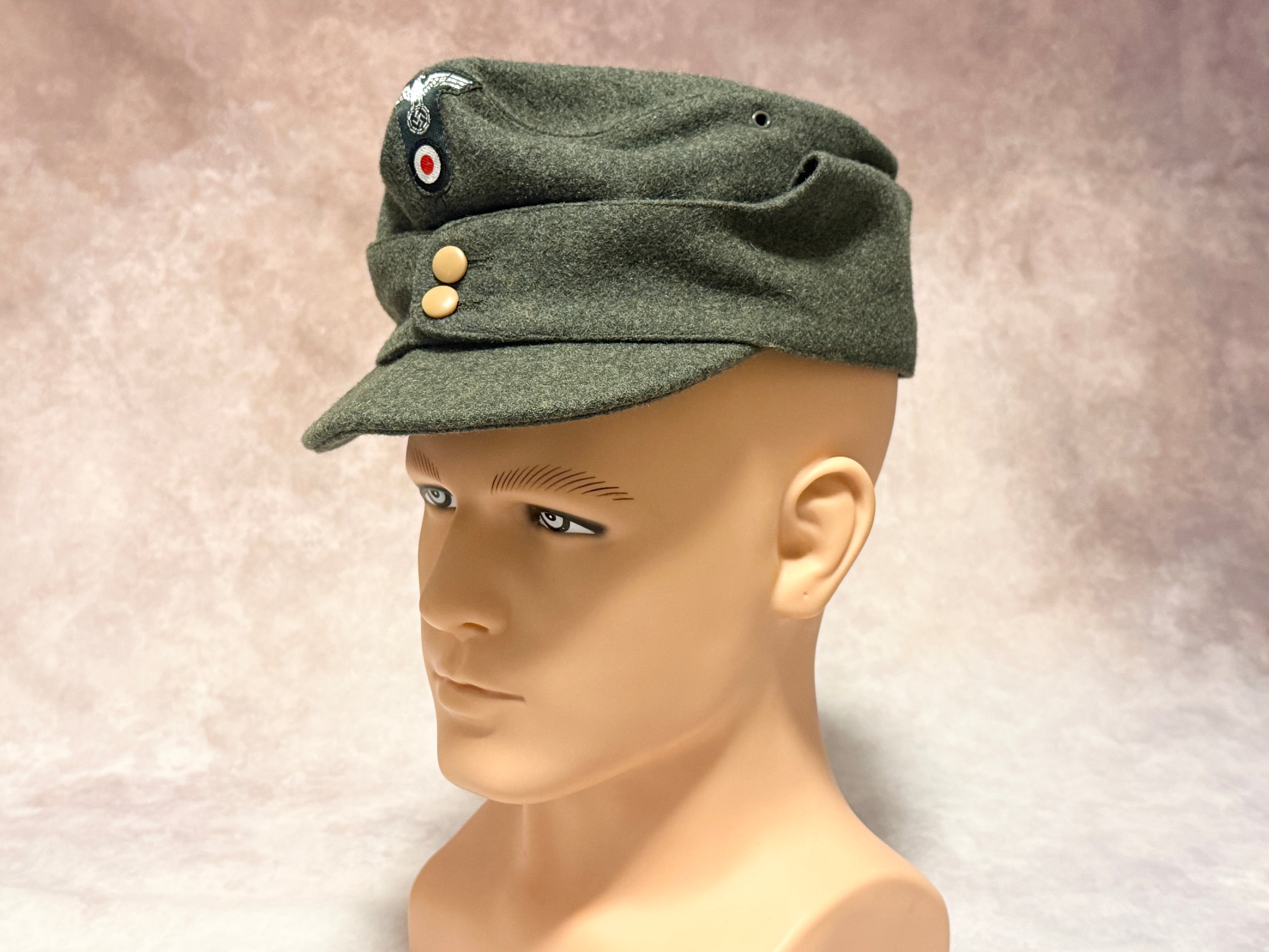 USED】WWII ドイツ軍 山岳帽 58cm 陸軍徽章つき | アイヘンバウム