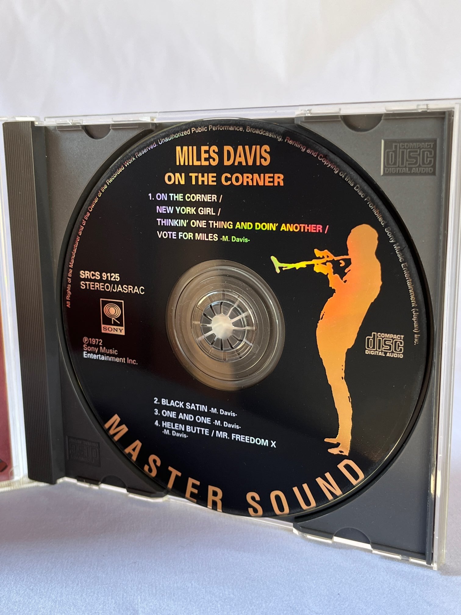 クラシック Miles Davis - On The Corner (CD) MILES DAVIS “ON THE CORNER”-CD- | CARBOOTS