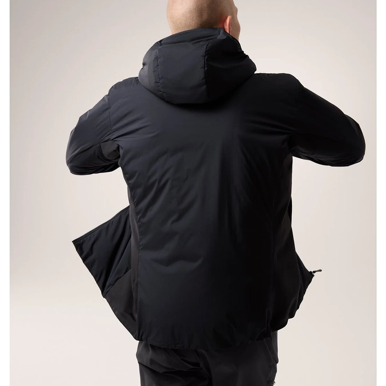 予約商品】Arc'teryx アークテリクス Atom Hoody M Black | ELK ONLINE