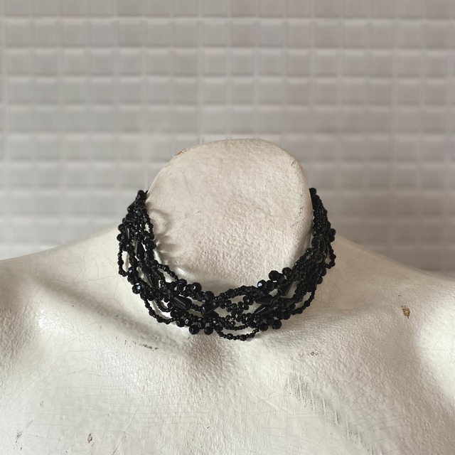 Used classical black beads knitted choker レトロ ユーズド クラシカル ブラック ビーズ編み チョーカー |  POOL VINTAGE