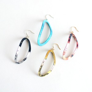 ピアス・イヤリング 11／COLORS