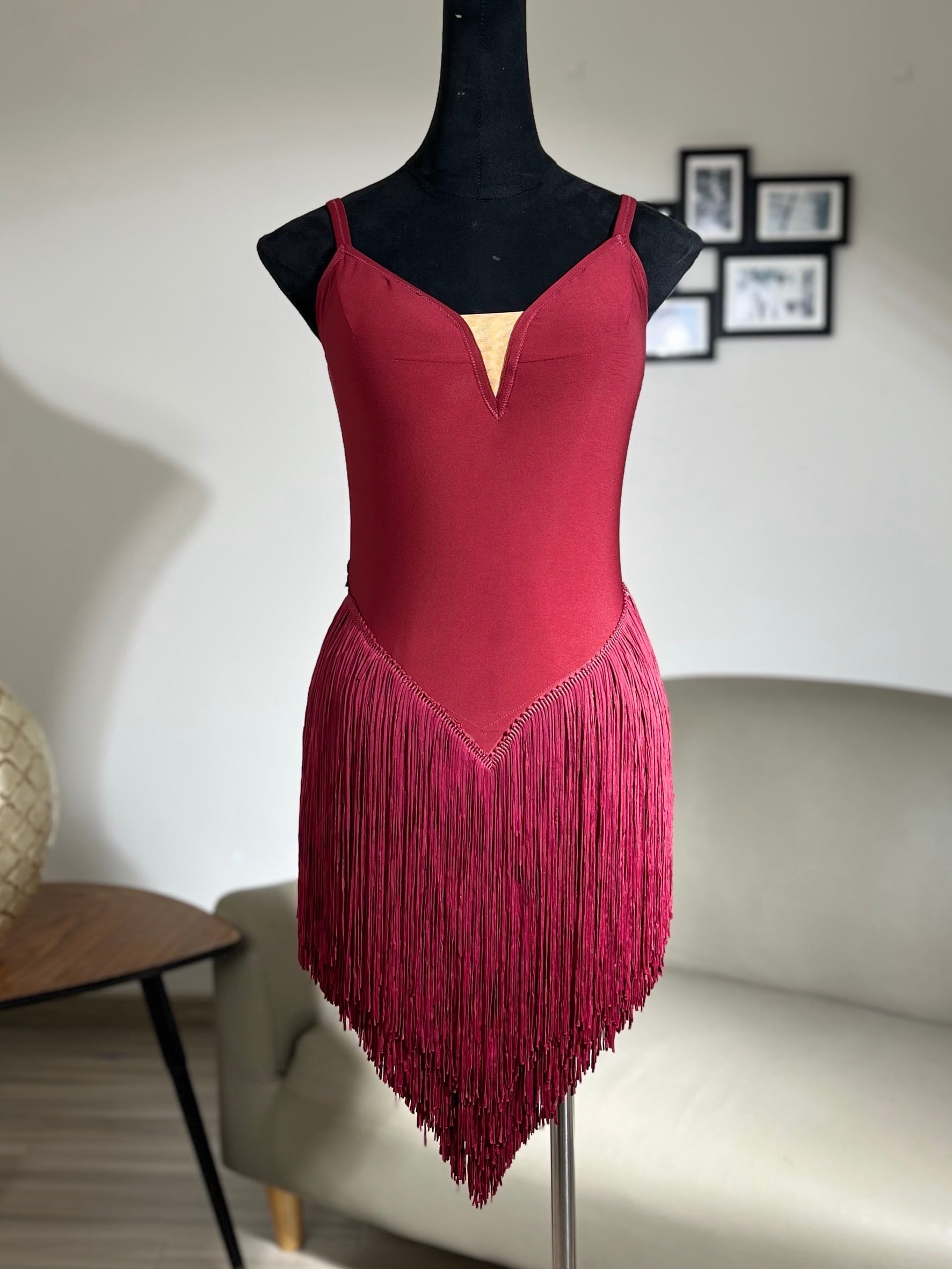 DRESSES | 社交ダンスウェアSTUNNINGDANCEWEAR
