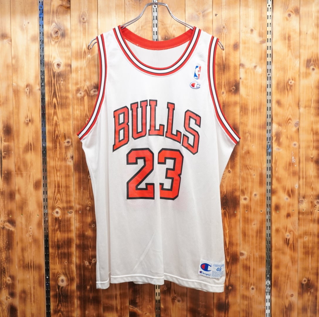 90s チャンピオン リバースウィーブ NBA シカゴブルズ 刺繍 90s チャンピオン リバースウィーブ NBA シカゴブルズ 刺繍