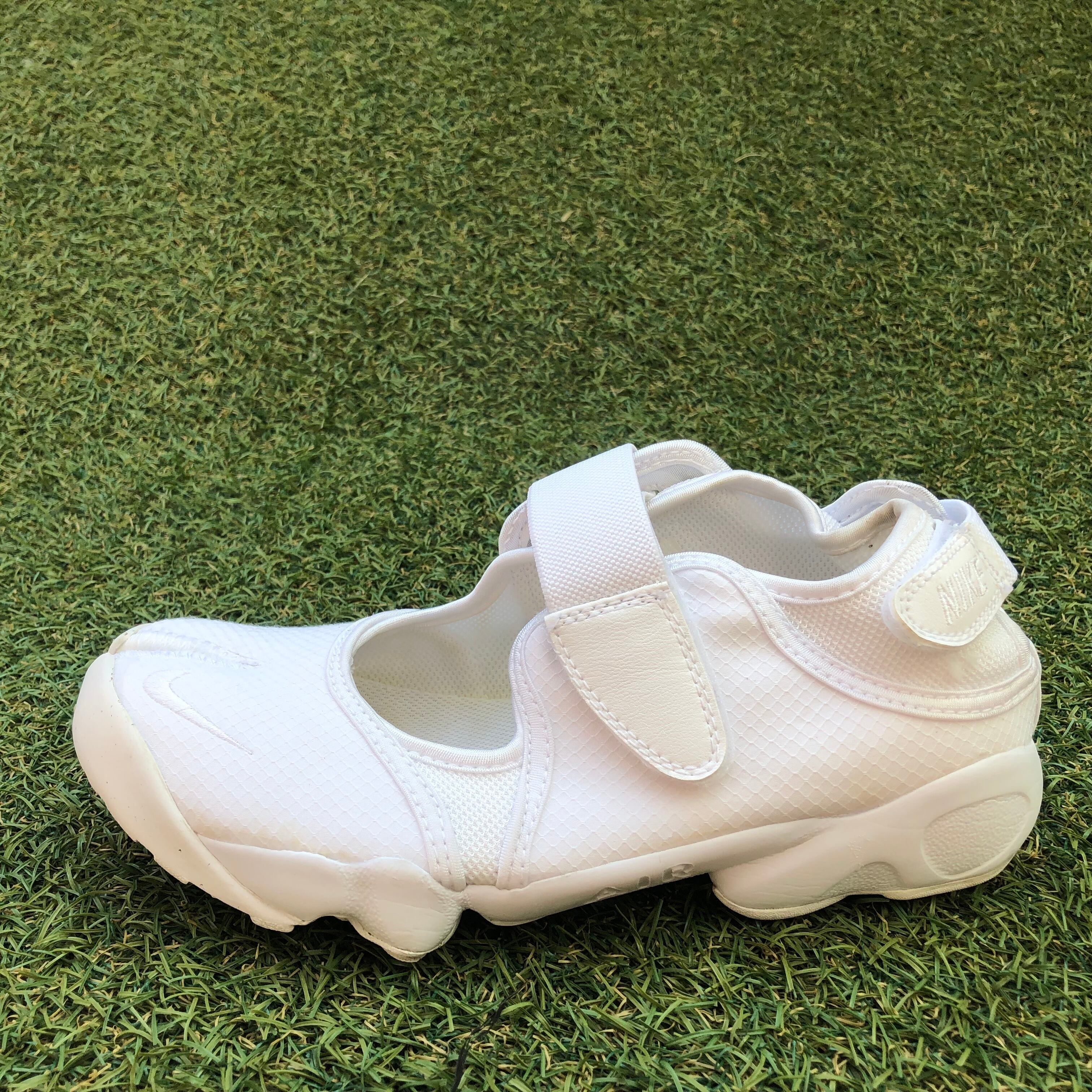 NIKE AIR RIFT ナイキ エアリフト HW499