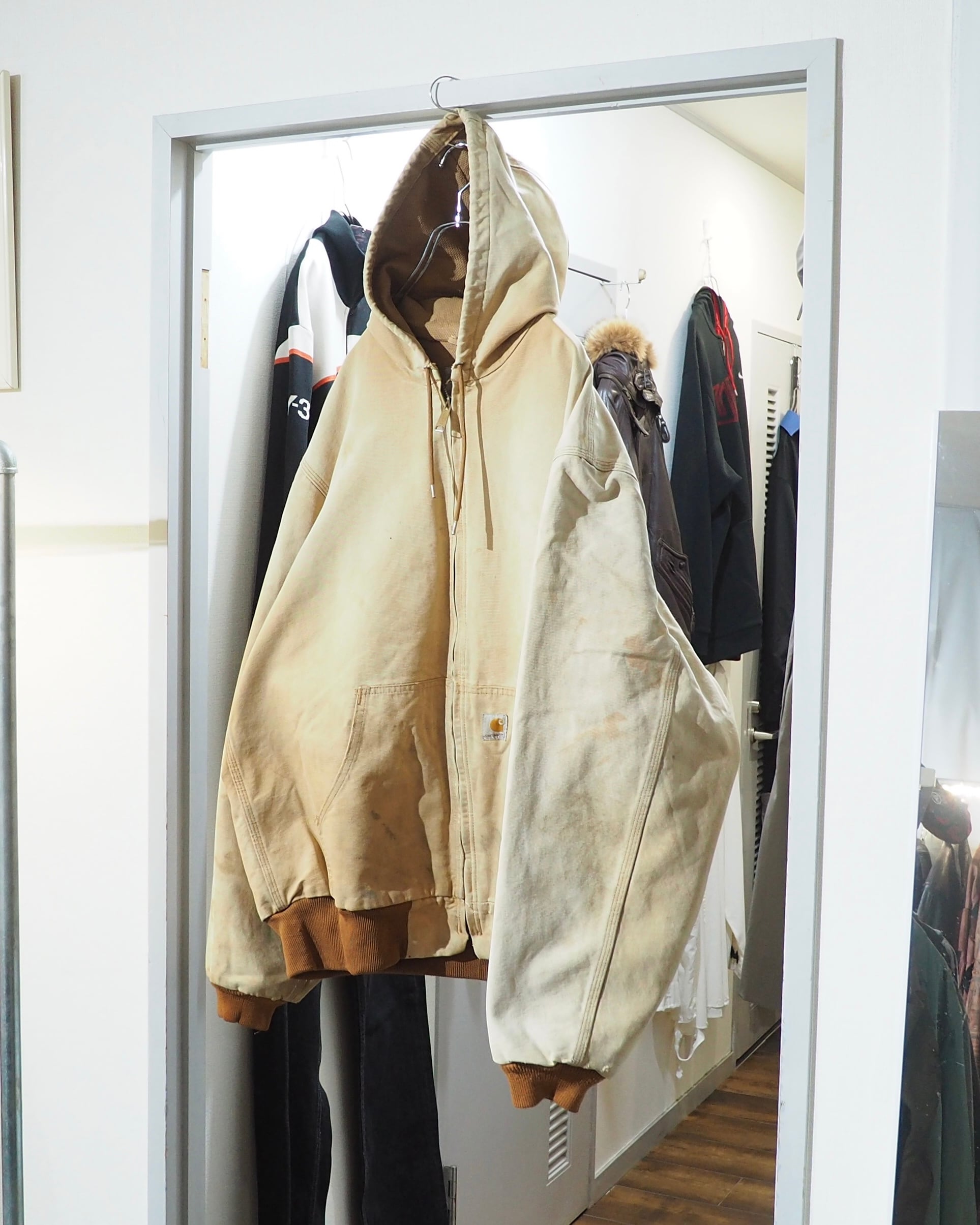 " Carhartt - 襤褸 " Beautiful Fade × Special Aging vintage Active jacket
