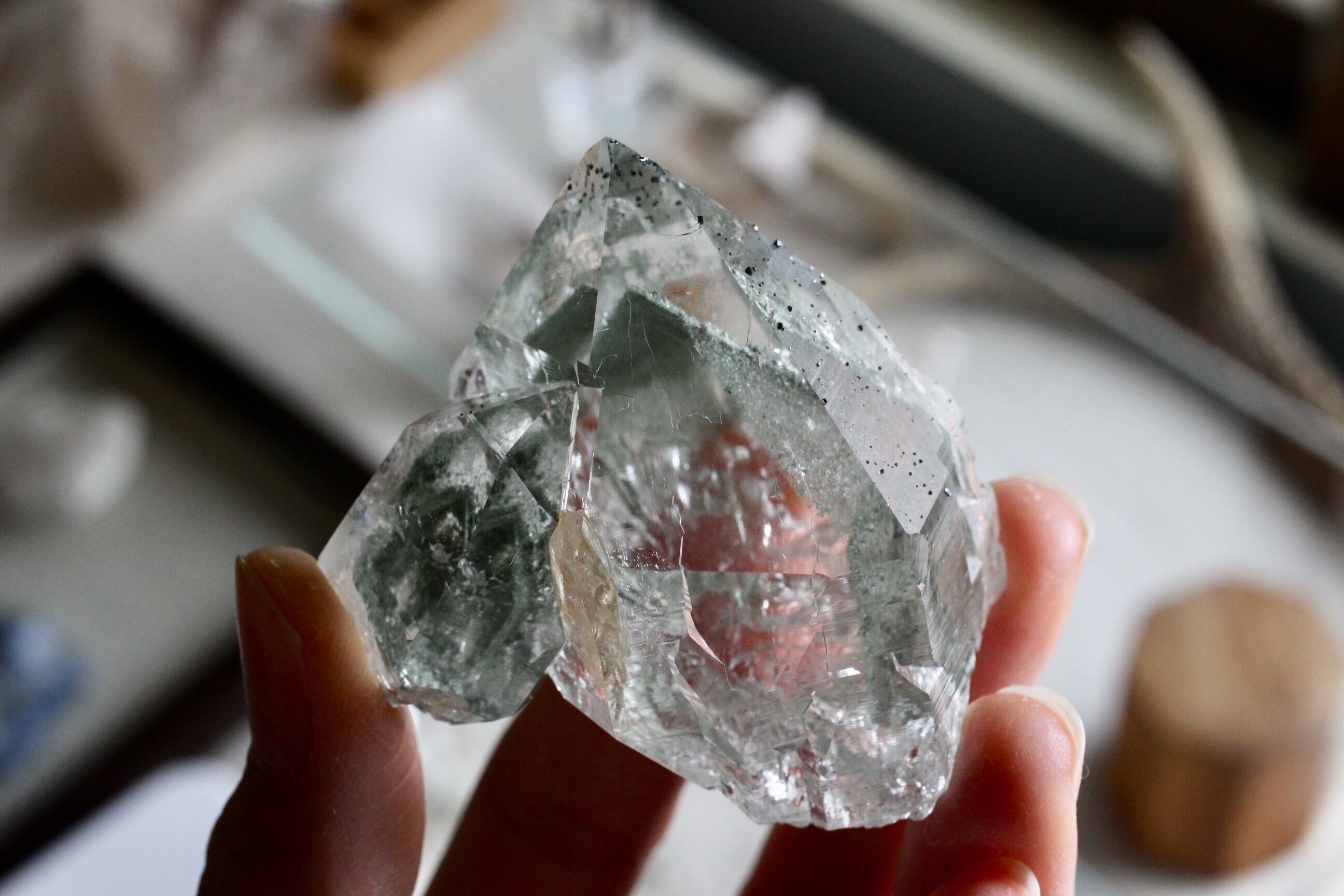 人気を誇る 最高級 水晶クラスター トップクォリティ]インド 