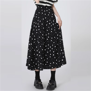 【送料無料】 スカート 2色 ロングスカート ロング ミモレ 膝丈 フレア Aライン シンプル ウエストゴム 薄手 裏地 伸縮性 かわいい 大人可愛い きれいめ カジュアル 大人 上品 おしゃれ お洒落 こなれ感 コンサバ系 ラフ ドット柄 水玉 夏 誕生日会 20代 30代 40代 レディース 女性用 ママ服 デート お出かけ お呼ばれ 休日 アウトドア お茶会 女子会 授業参観 着回し 普段使い ファッション コーデ スタイル 楽ちん 体型カバー 美脚 脚長 定番 プチプラ 着痩せ 大きめ ゆる