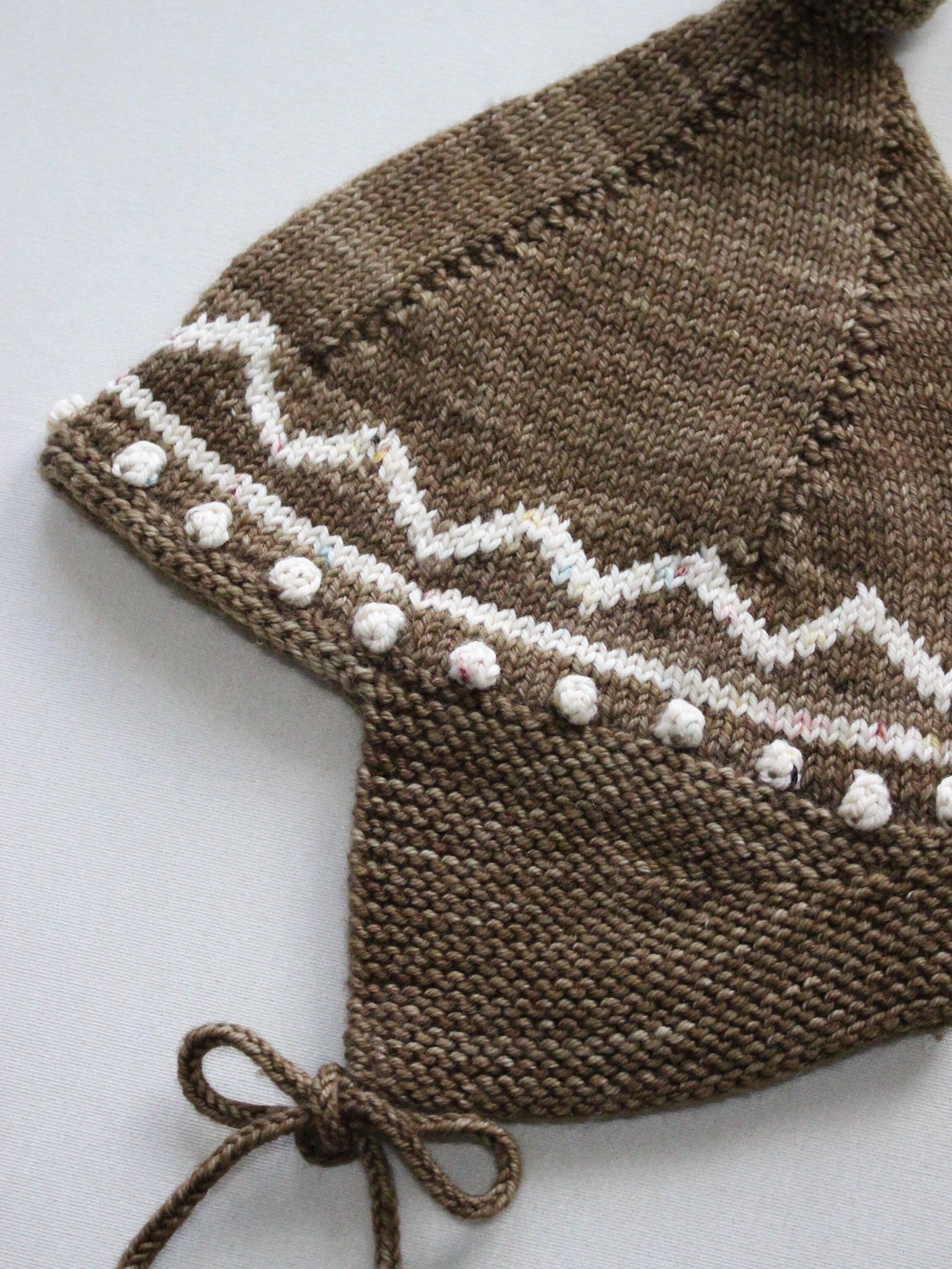 帽子 Misha & Puff zigzag pointy peak hat Misha & Puff Zig Zag Pointy Peak Hat - Sage | B