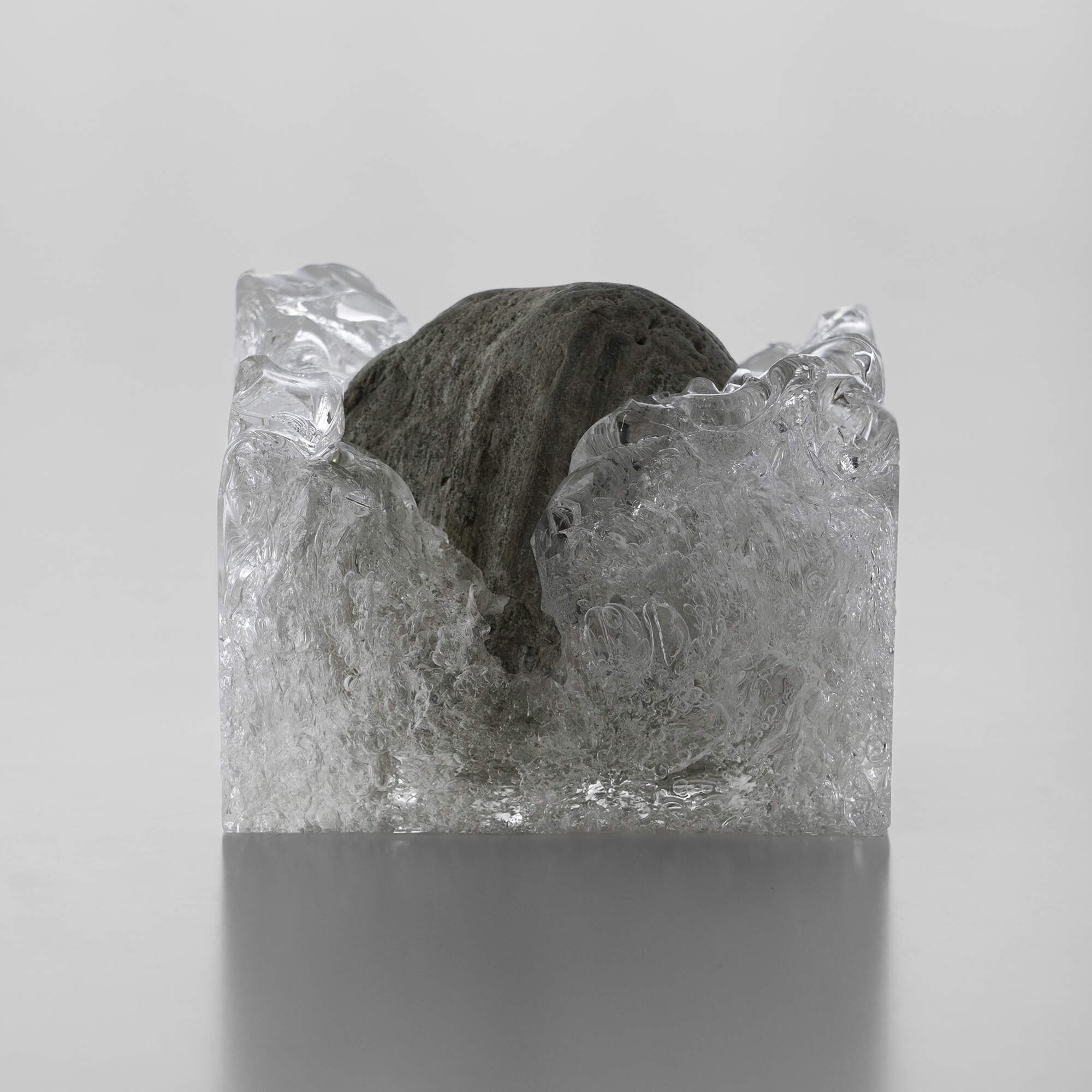 水石009-1 - Keisuke Ishii