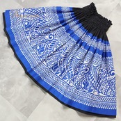 フラダンス 衣装 パウスカート ブラック系 ブルー系 リバーシブル ハイビスカス柄 カヒコ柄 鮮やか 華やか エレガント 上品 大人っぽい きれい かわいい 黒 赤 緑 青 ダンス衣装 レディース ハワイアン アロハ ハワイアンプリント ダンス レッスン 練習