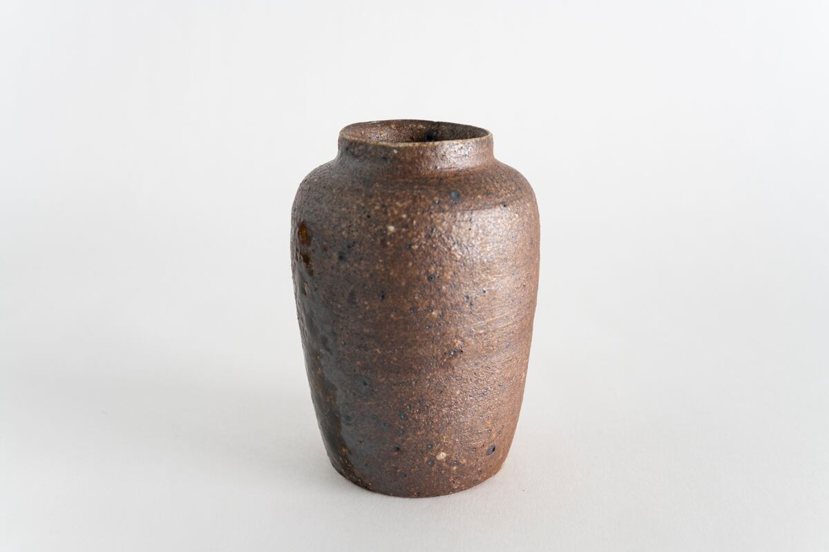 16「焼締め一輪挿し 42-1」五味茜 作