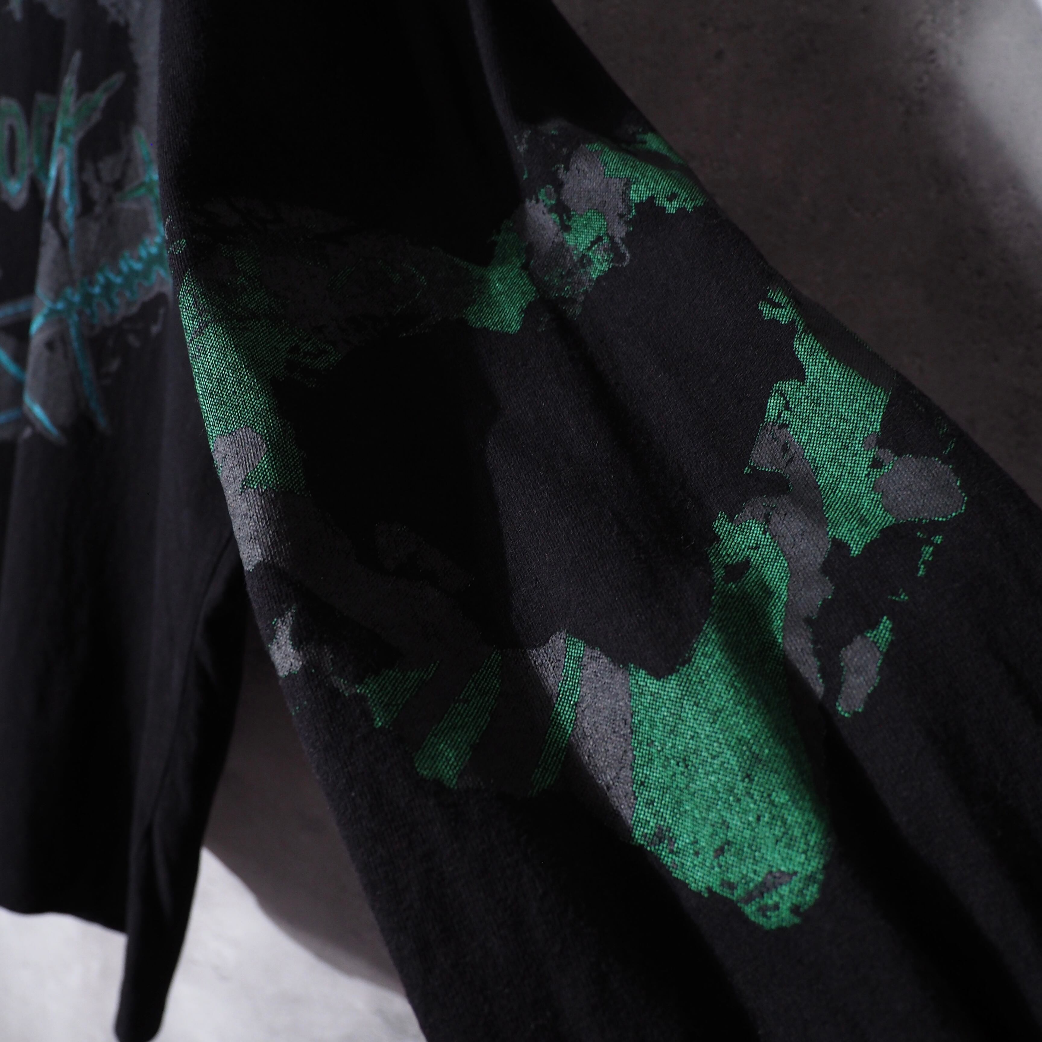 ” Broken heart ” Paint printed Long sleeve loose Tee