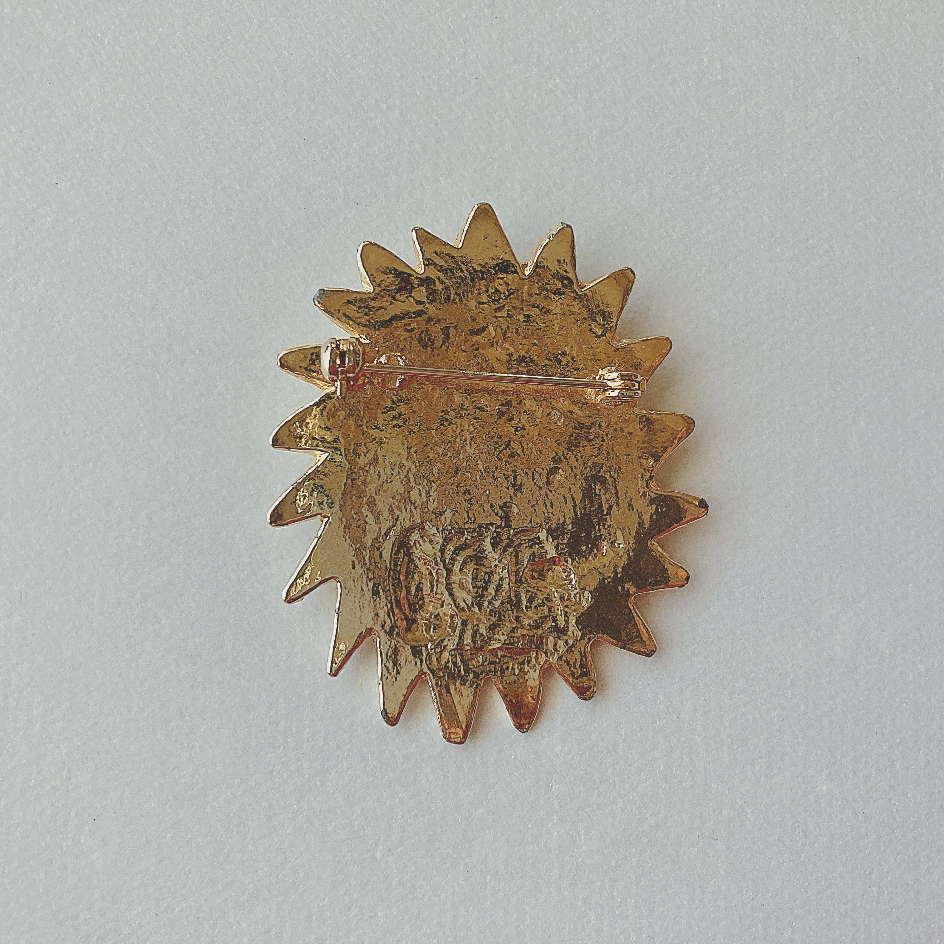 Vintage gold tone smile sun brooch ヴィンテージ ゴールド