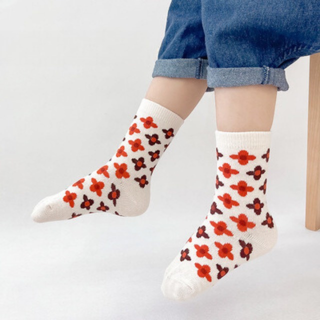 【即納】レトロちっくな花柄靴下 3足セット