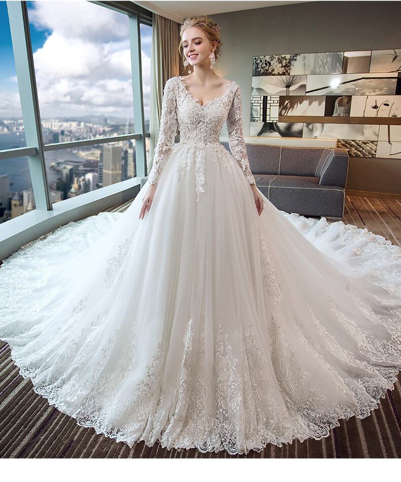 ウエディングドレス ホワイト 贅沢な総レース 豪華！ ロングトレーン  