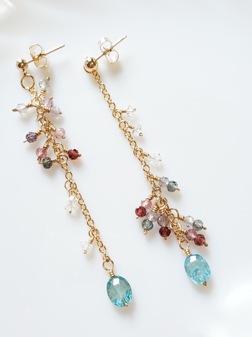 天然ブルージルコンとマルチカラースピネルのピアス/イヤリング　送料無料