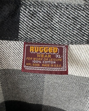 -RUGGED WEAR- Vintage 80-90s XL Flannel shirt