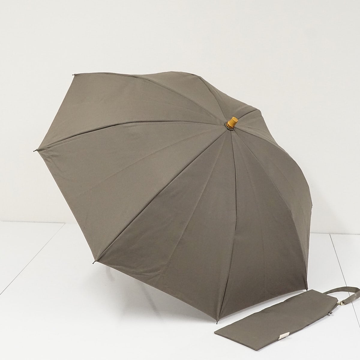 完全遮光折りたたみ日傘 untule アントゥーレ USED美品 2段折り2WAY