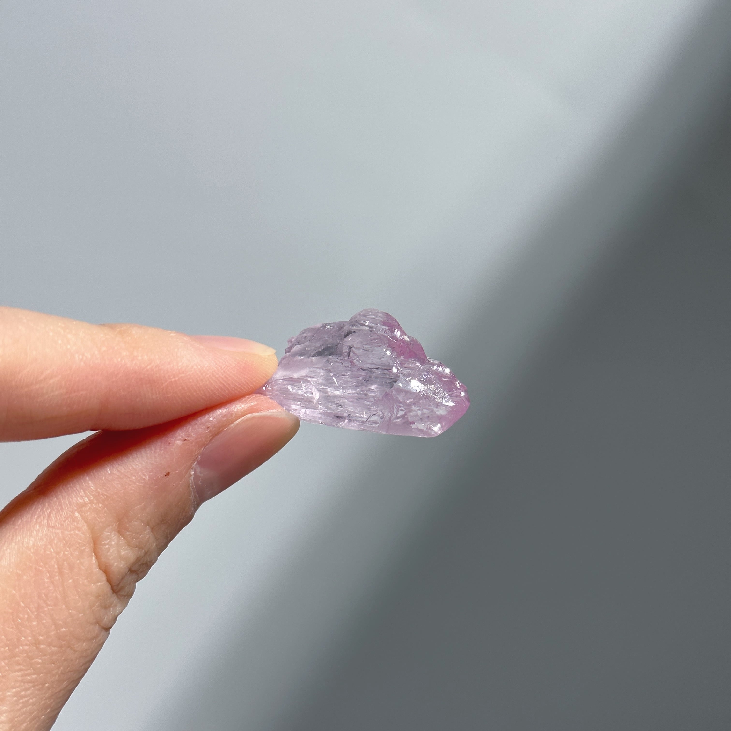 クンツァイト☆ クンツァイト 原石31◇ Kunzite ◇天然石・鉱物・パワーストーン