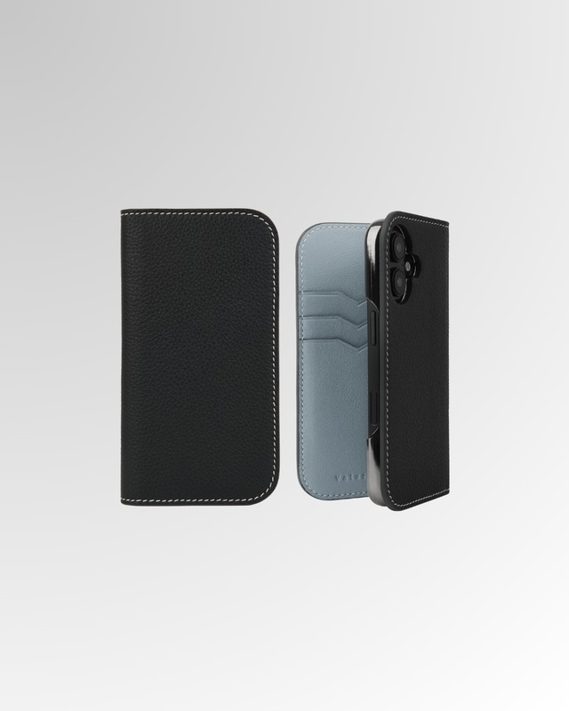 【iPhone16シリーズ】手帳型ケース　トゴ　ブラック×フォグブルー