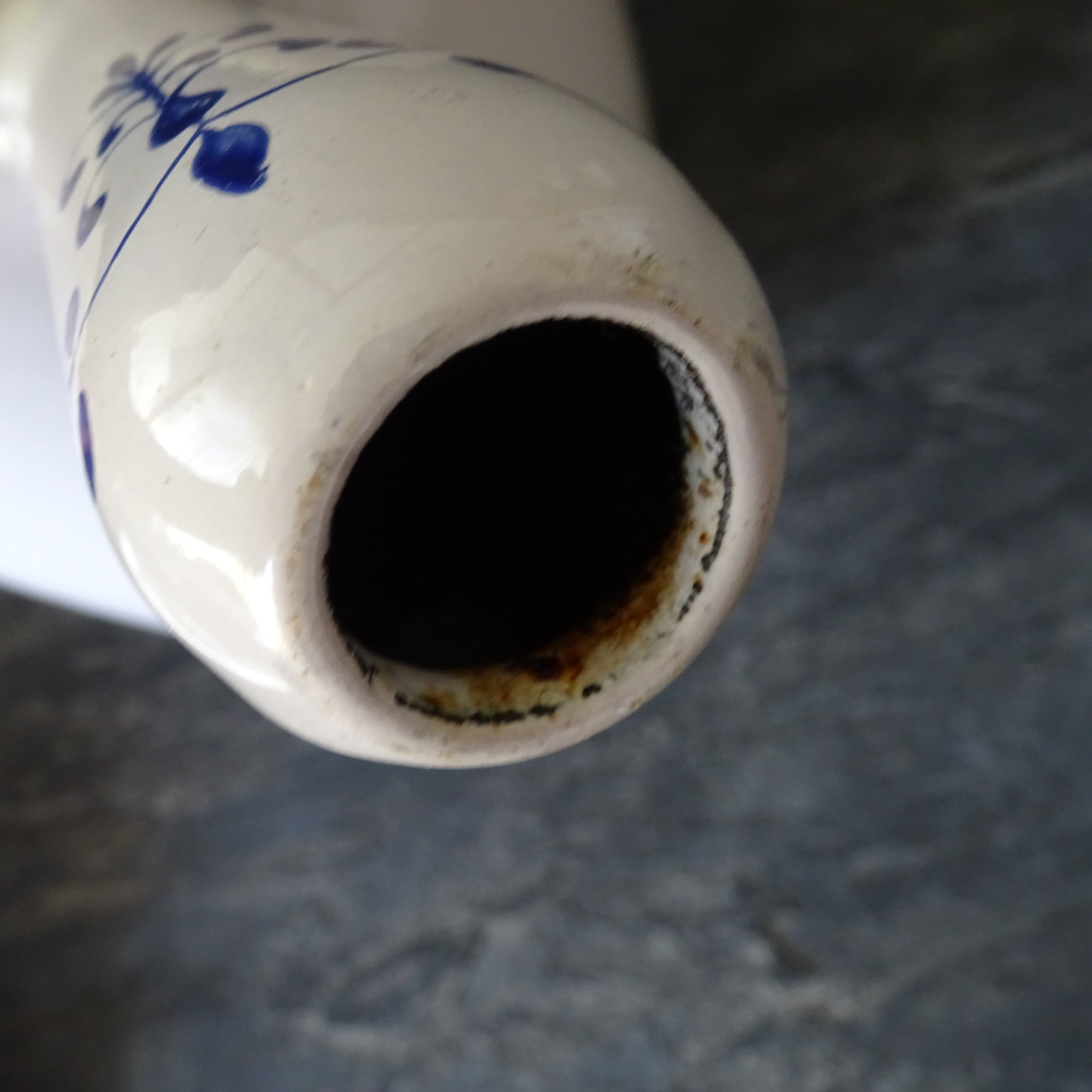 Le creuset ＊ ancien poêlon à fondue en fonte émaillée décor Tulipe bleue