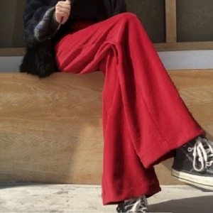 【送料無料】 ガウチョパンツ  無地  暖かい  暖かコーデ   厚手生地  大きめ  プラスサイズ  ウェストゴム  フレア  カジュアル系  大人可愛い  シンプルデザイン  ゆったり  レディースファッション  可愛い  30代・40代  冬  お出かけ  レッド