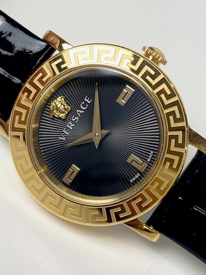 VERSACE ヴェルサーチェ レディース 腕時計 VE6M00222