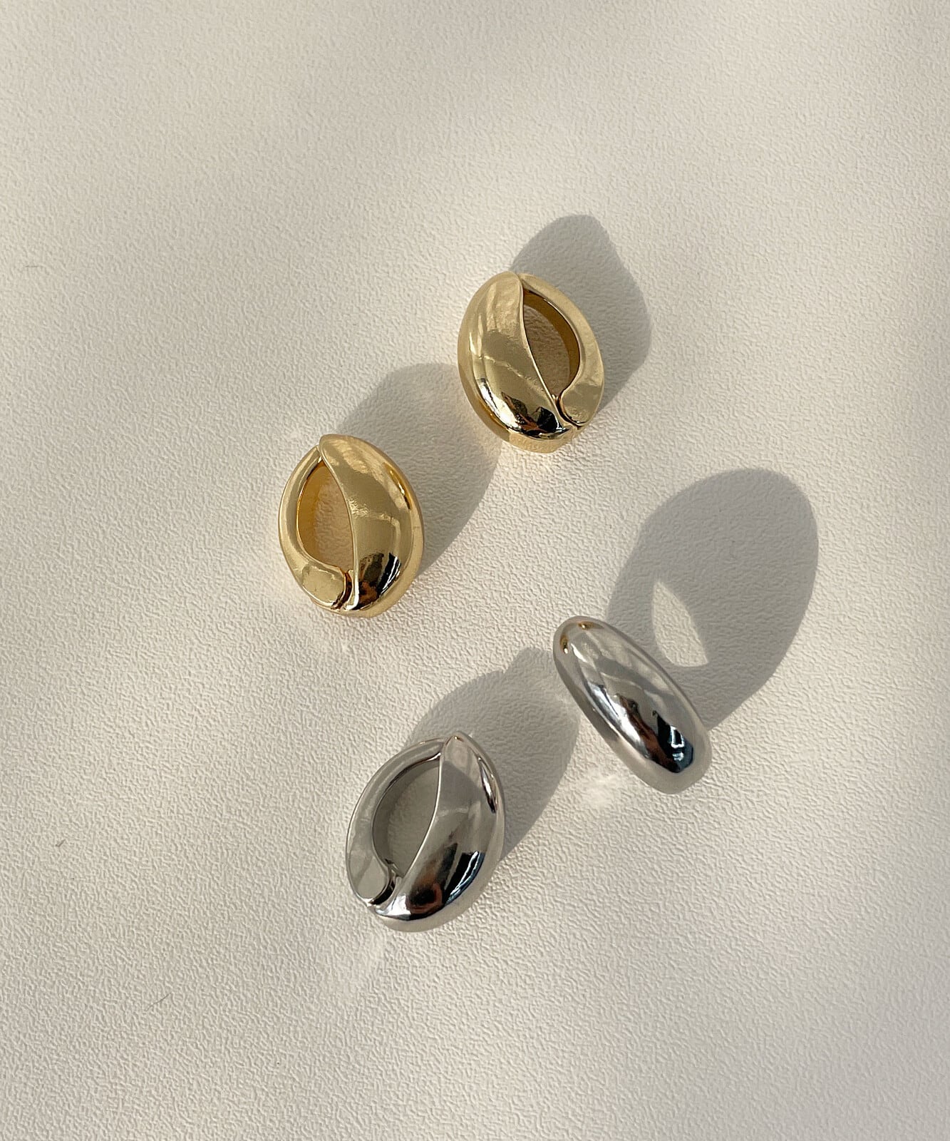 【SELECT】メタルぷっくりクリップイヤリング