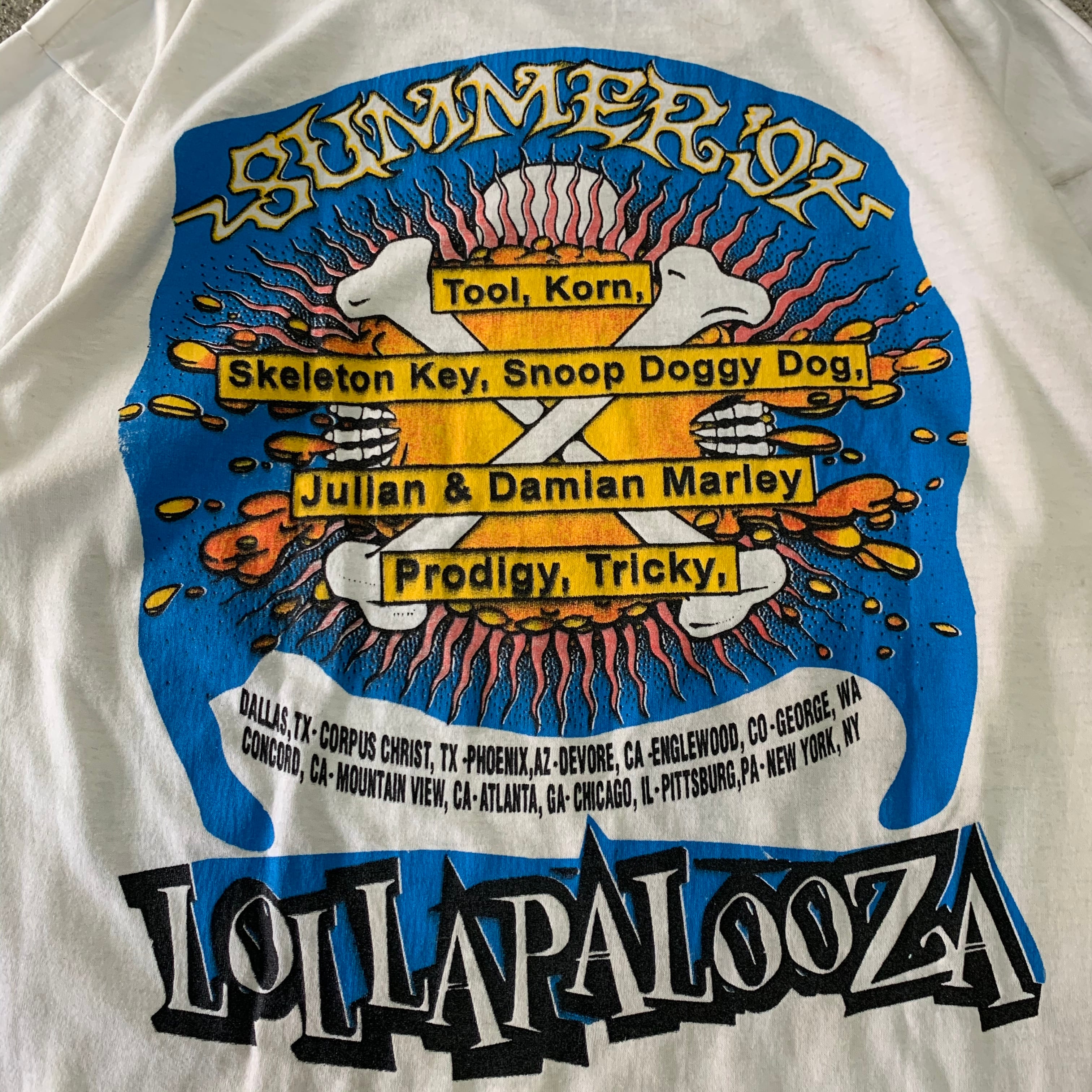 90s LOLLAPALOOZA T-shirt | What