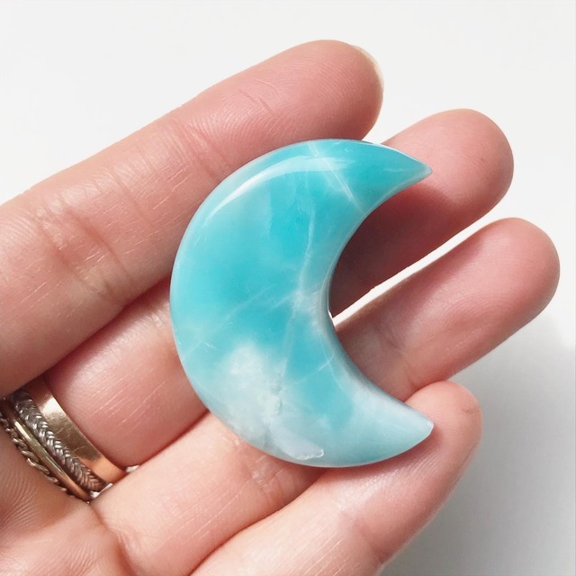 Larimar Moon 4