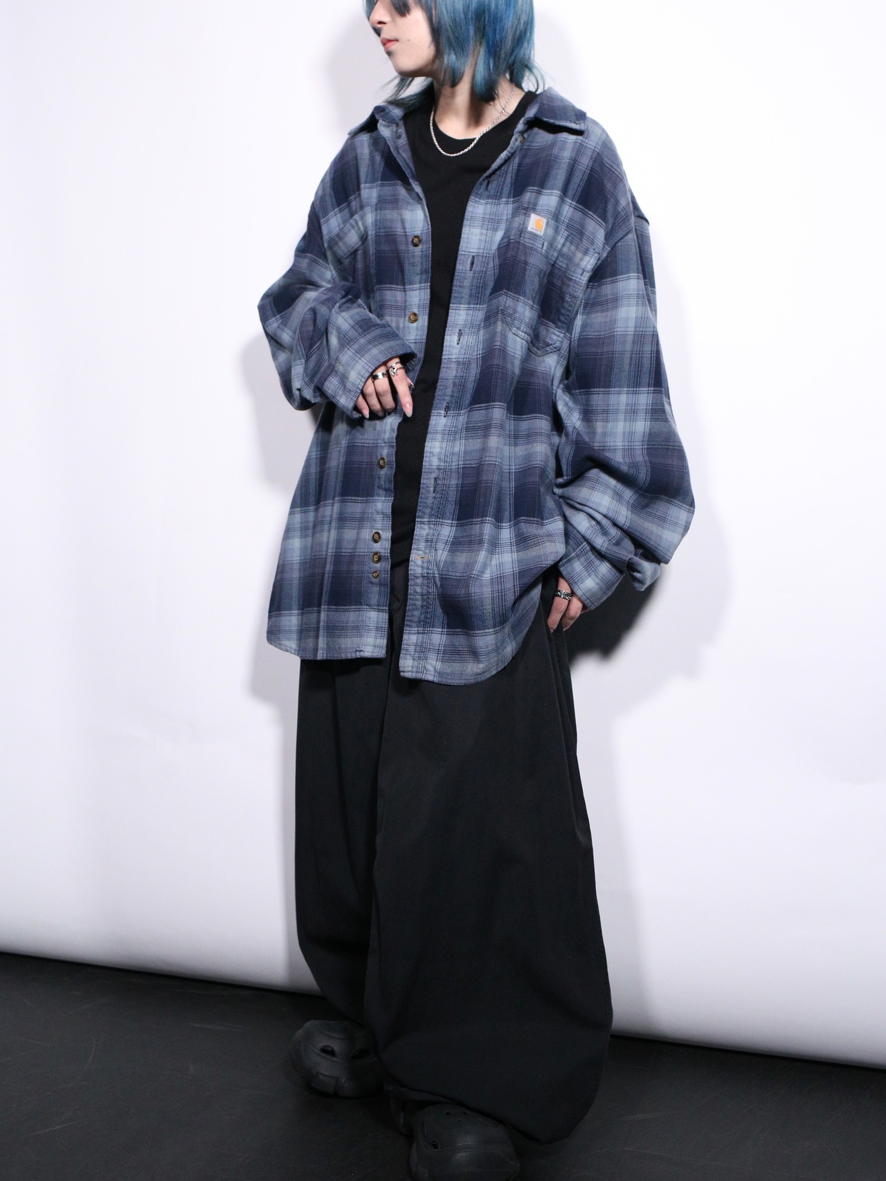 "Carhartt" over silhouette ombre check shirt - 3
