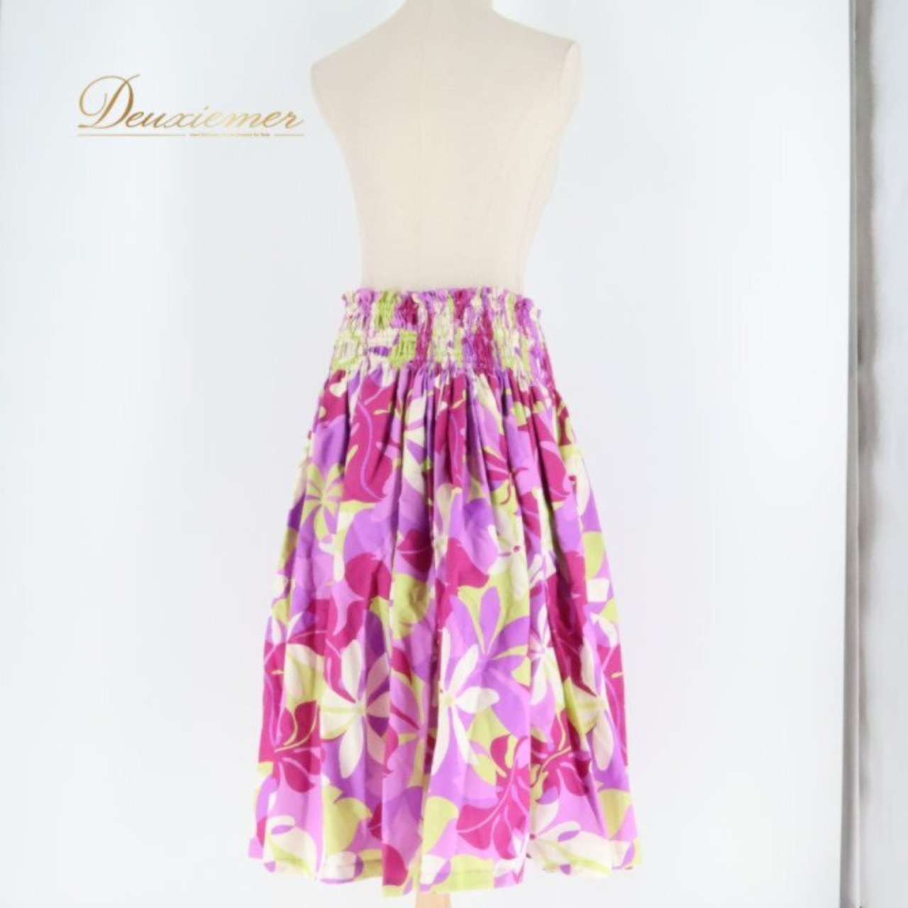 フラダンス 衣装 パウスカート パンドール ピンク系 パープル系 PAONDOR 日本製 ティアレ柄 シングル シンプル かわいい 華やか 鮮やか 明るい カラフル ダンス衣装 レディース ハワイアン アロハ ハワイアンプリント フラ ダンス レッスン 練習