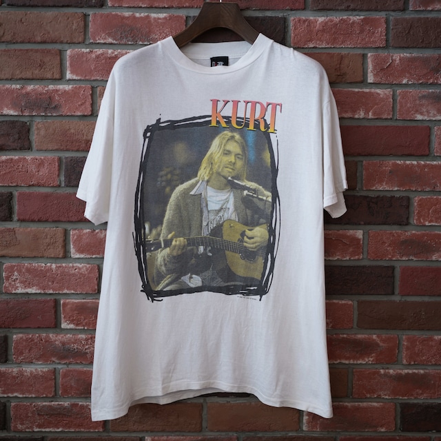 ヴィンテージTシャツ "KURT COBAIN" MEMORIAL UNPLUGGED SIZE XL