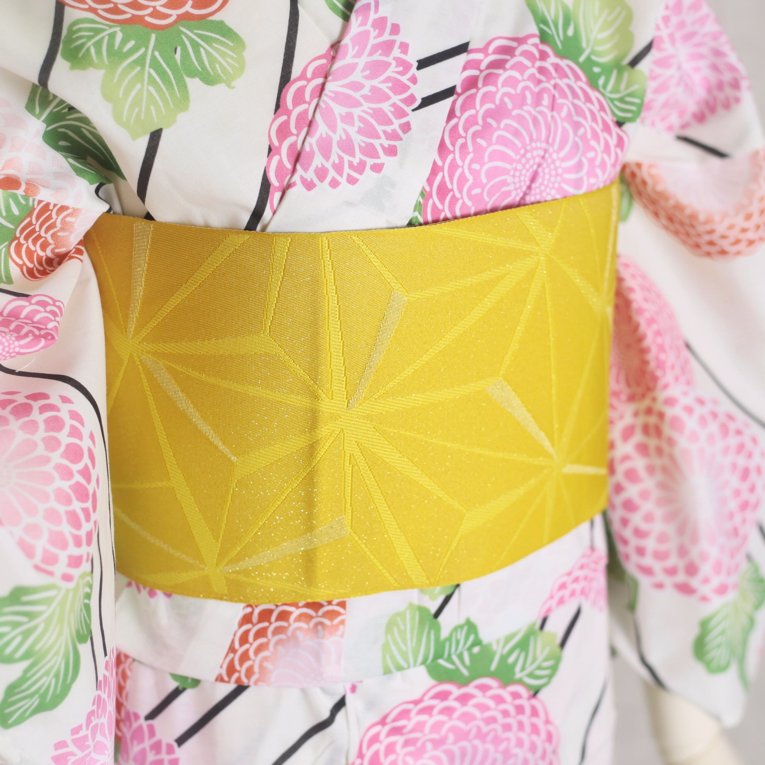 浴衣 2点セット 浴衣セット 白 ピンク 菊 キュート 半幅帯 フリーサイズ 新品 未使用 ゆかた yukata 浴衣 レディース YKN-4-10 浴衣 2点セット 浴衣セット 白 ピンク 菊 キュート 半幅帯