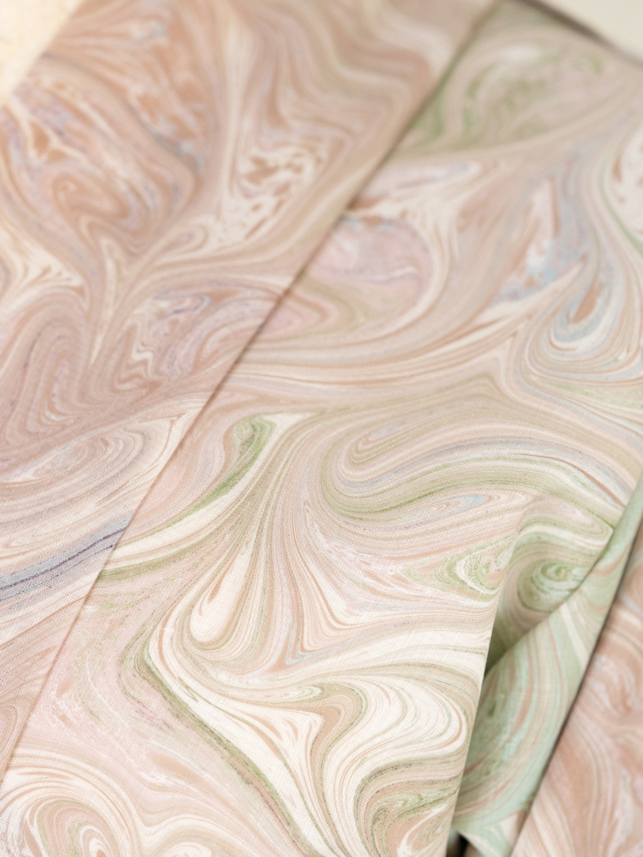 「夢の中の花の池で」マーブル柄〜セオアルファ 浴衣・夏着物・単衣