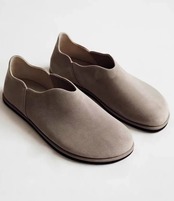 牛スエードレトロ風ヒールレスミュラーシューズ