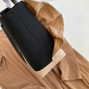 トートバッグMサイズ・ポケットいっぱい＋背面スマホポケット（大人可愛いフリル）