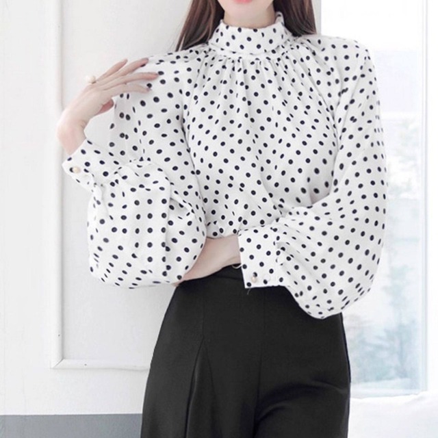 ドット柄バルーンスリーブボウタイブラウス　JC0261