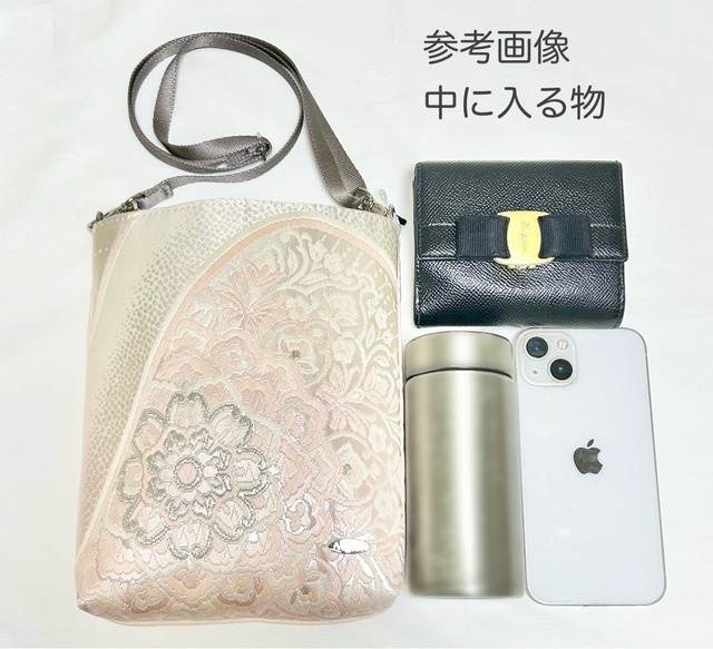 たて型サコッシュ・Vertical sling : 430-563：ART SHOP 掌_ｇ　パークホテル