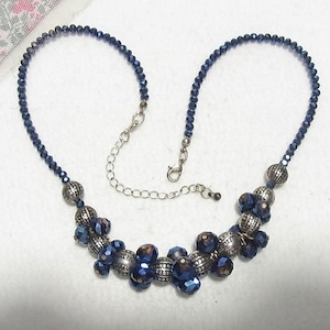 紺色のガラスビーズネックレス　アクセサリーのセール通販  9642N