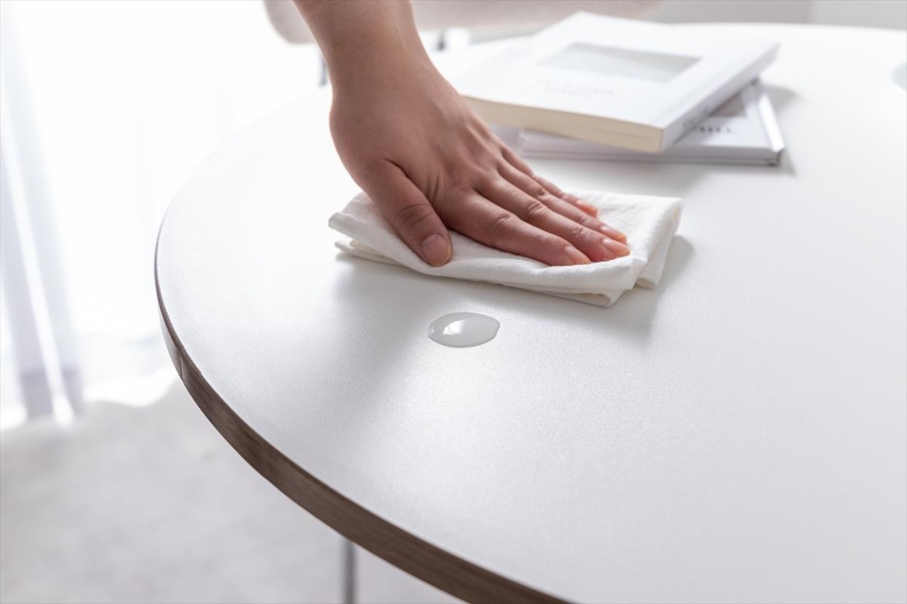 【幅70cm】Stjerne 丸型カフェテーブル